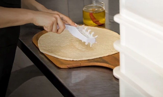 Pizza Dough Dockers & Cutters